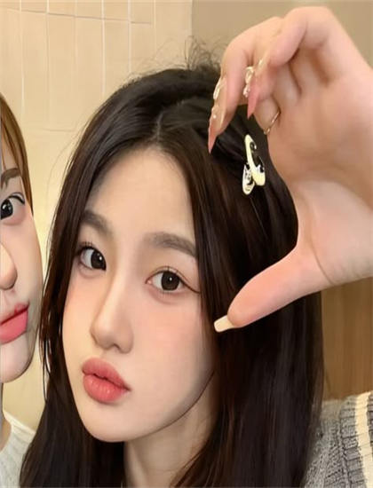 年轻的朋友6韩国电影免费观看_在线视频看不了_国色芳华在线观看